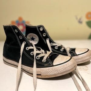 CONVERSE🖤🖤🖤